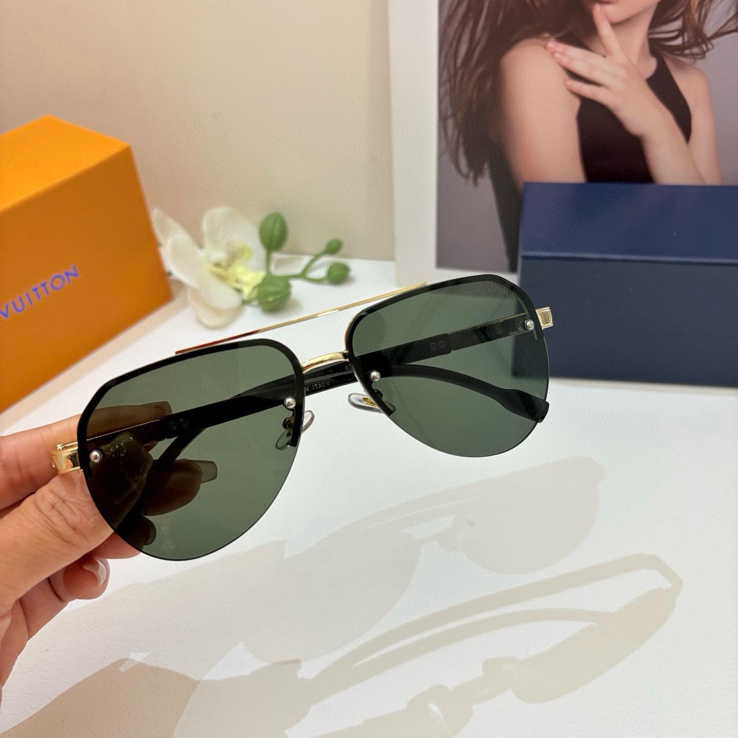 LV glasses-57