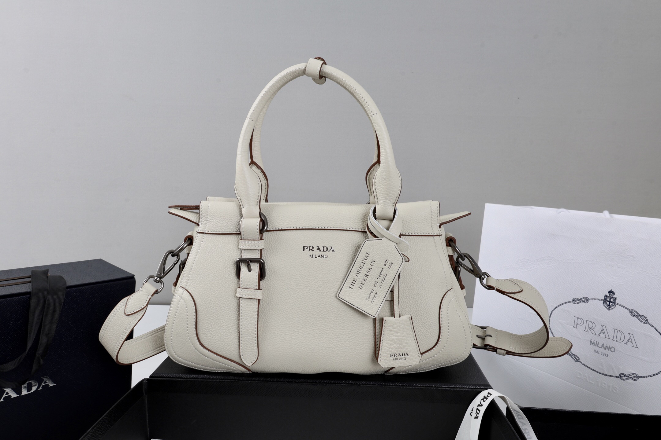 Prada bag-116