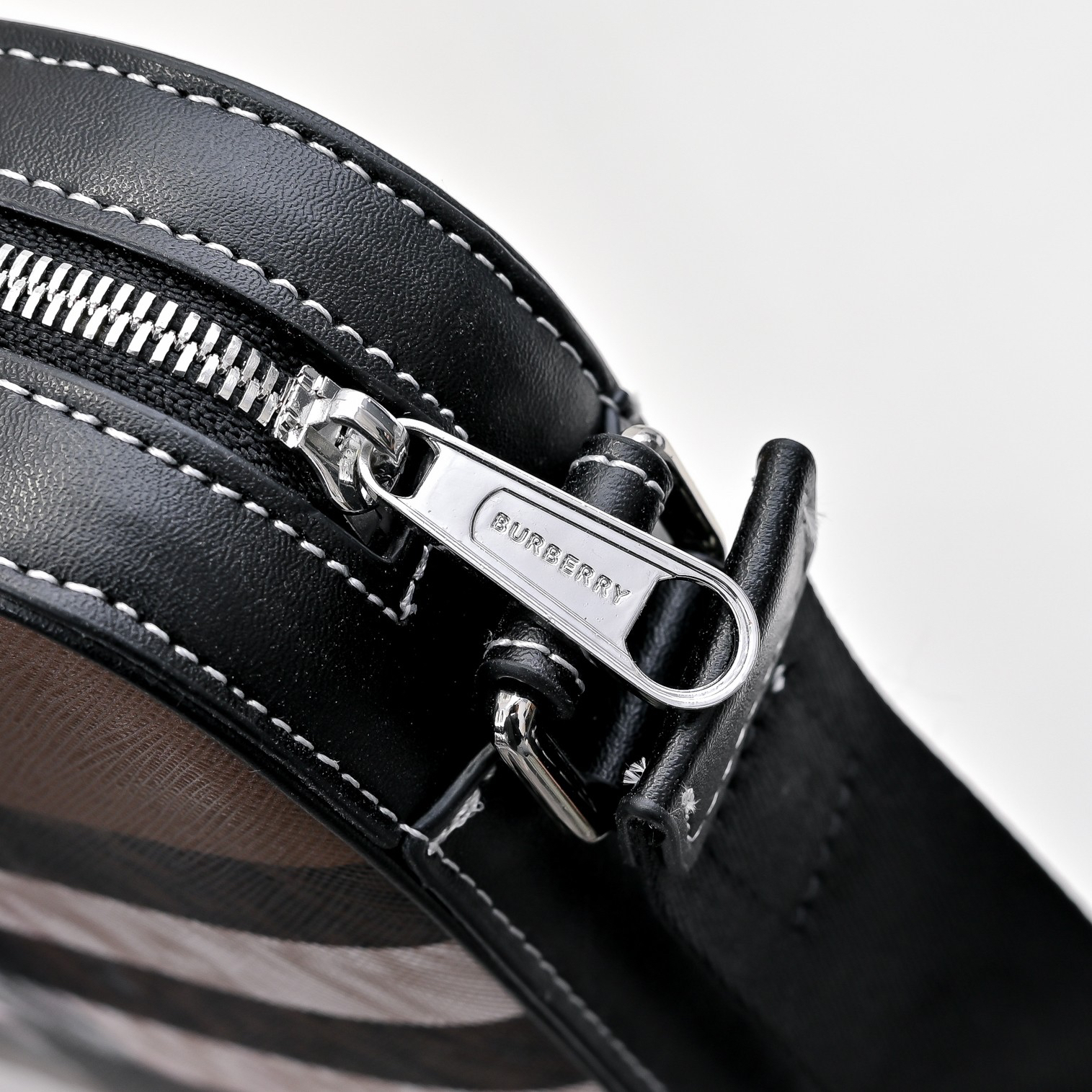 Burberry bag-4
