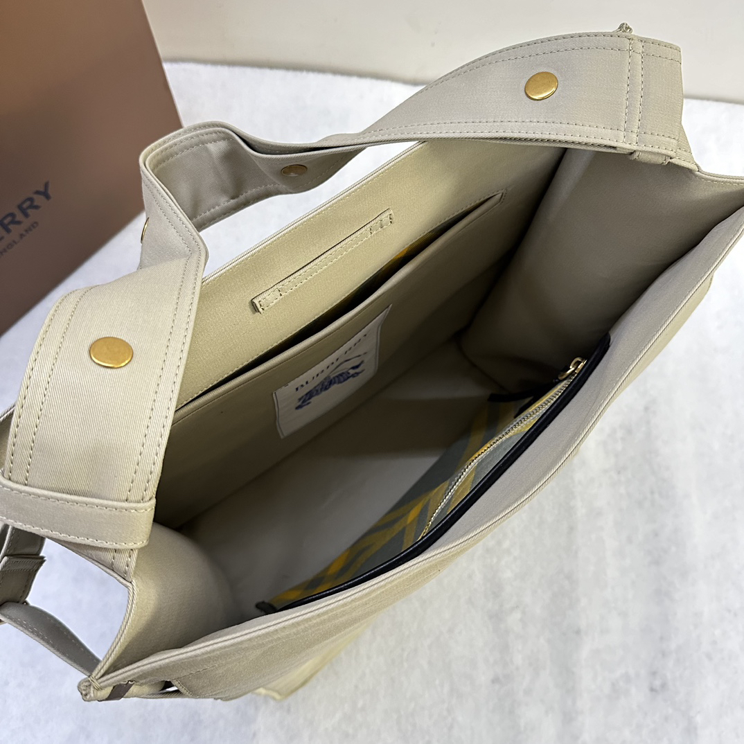 Burberry bag-93