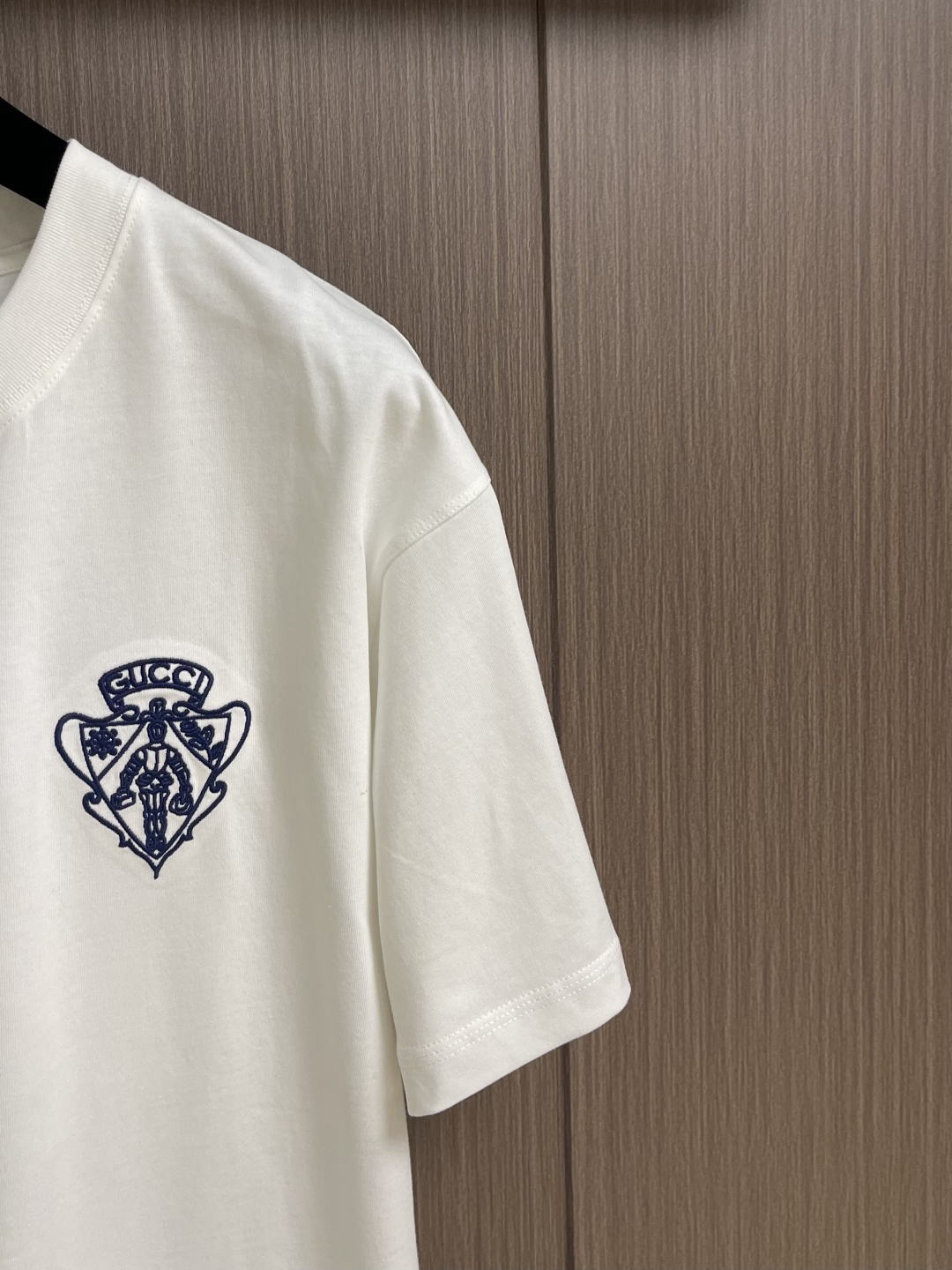 Gucci clothing-134
