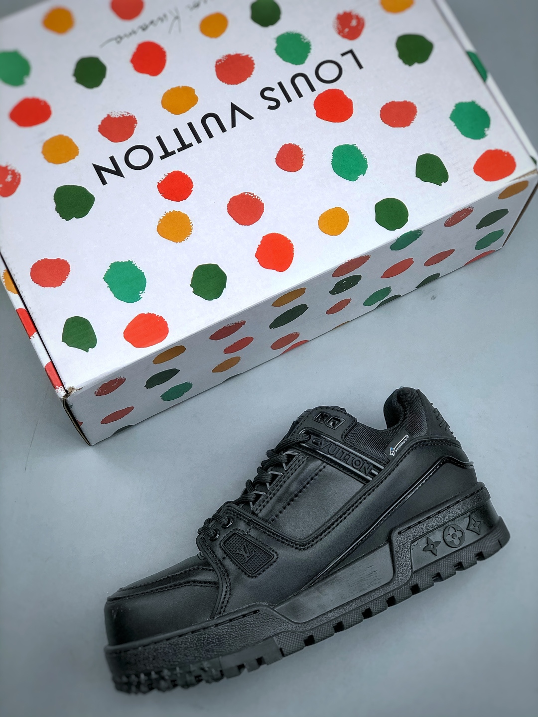 Lv Sneakers-4