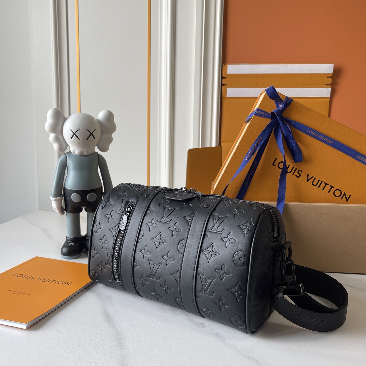 Louis Vuitton bag-153