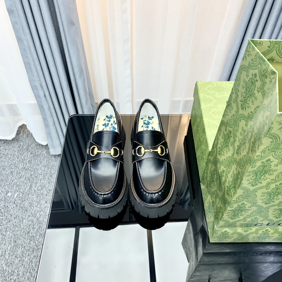 Gucci women's leather shoes-3