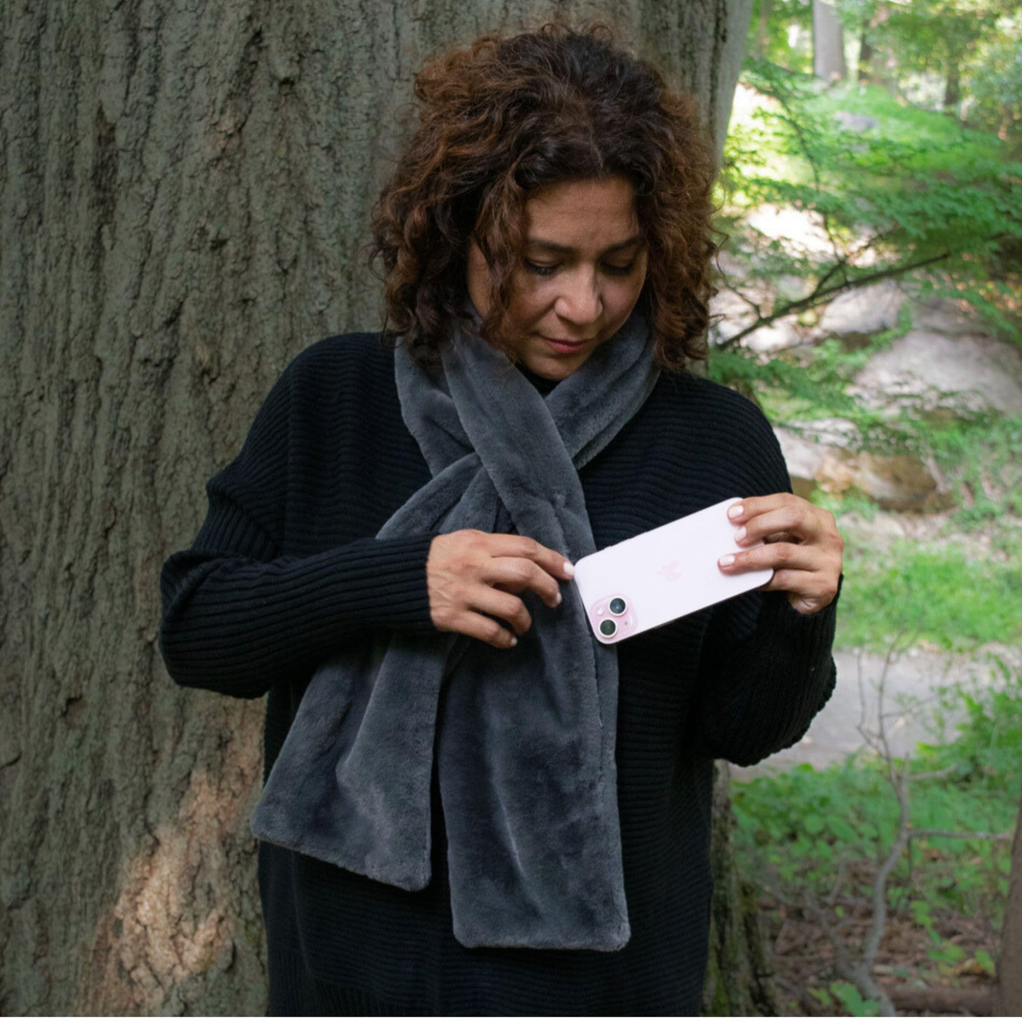 Women's Faux Fur Scarf with Hidden Zipper Pocket for Phone, Cards & Essentials