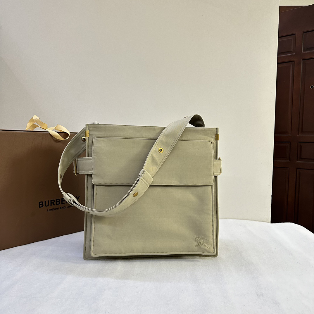 Burberry bag-93