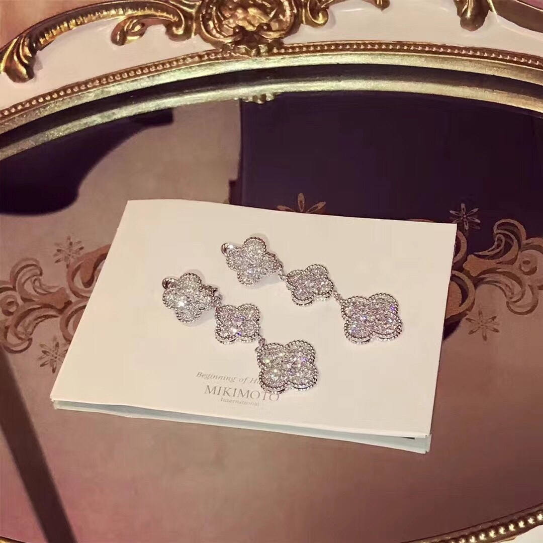 Van Cleef & Arpels earring-108