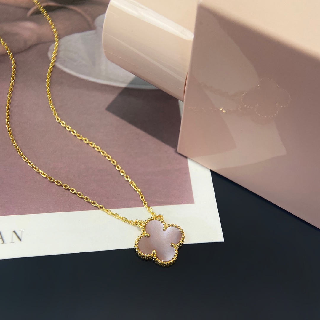 Van Cleef & Arpels necklace-4