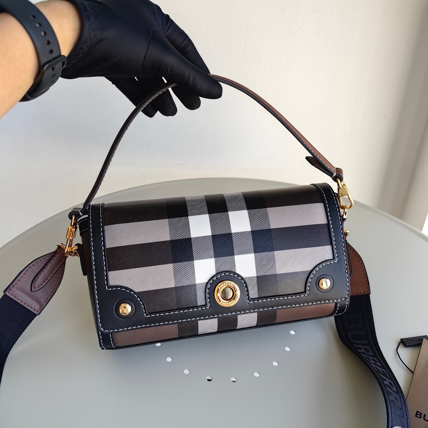 Burberry bag-106