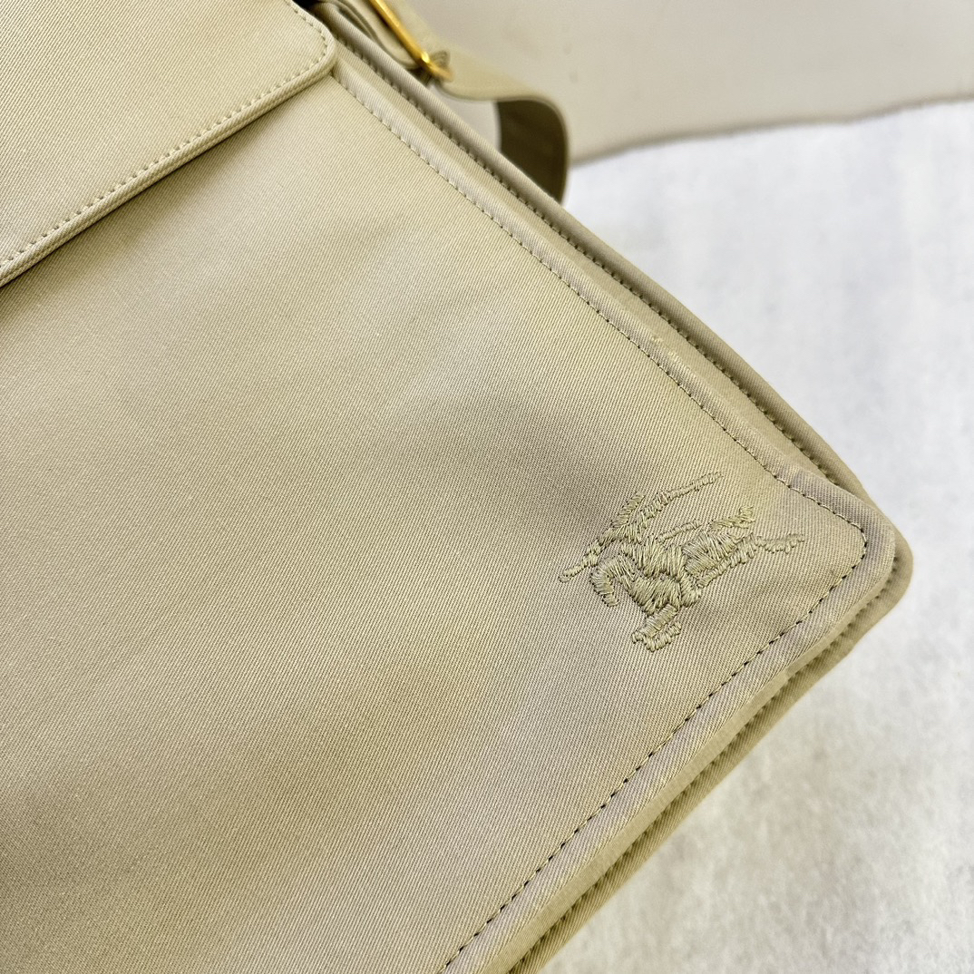 Burberry bag-93