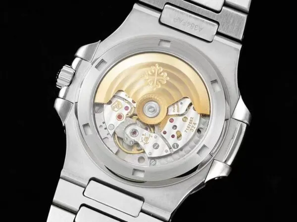 Nautilus 5711/1A-018  40 mm, Stainless Steel White Dial Purple Iced out