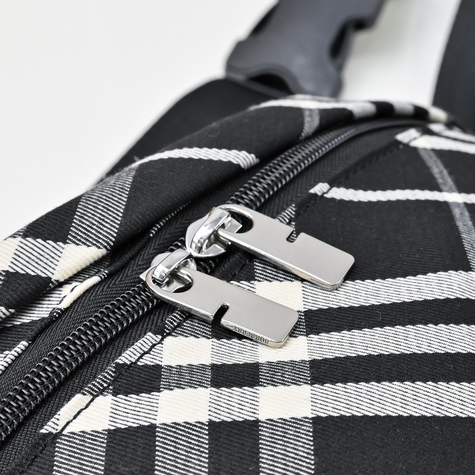 Burberry bag-17