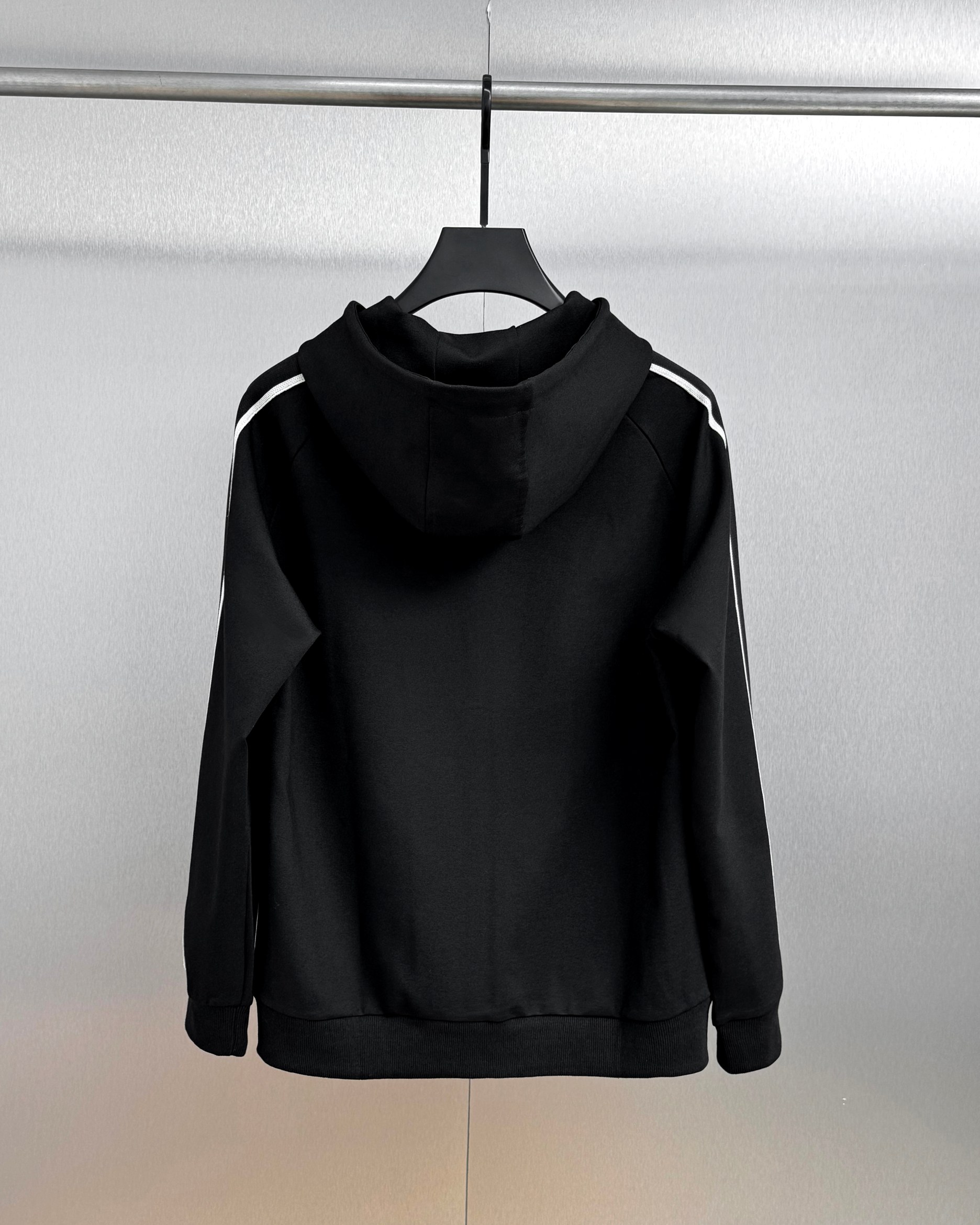 Gucci Clothing-288