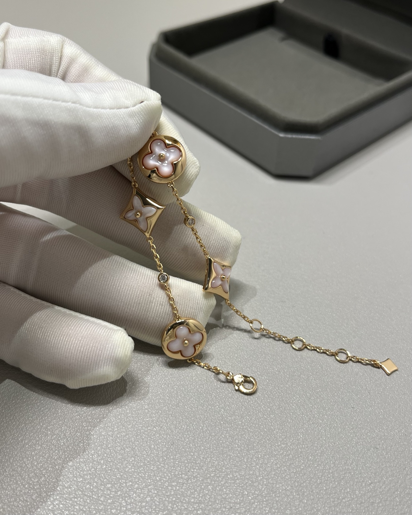 LV Bracelet-65
