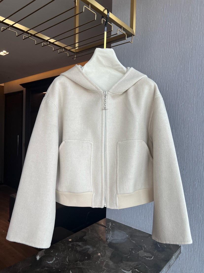 Hermes Clothing-317
