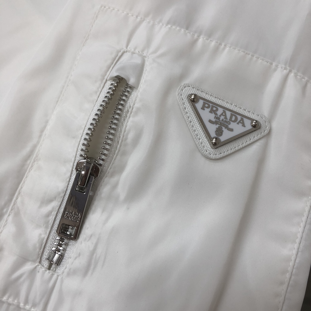 Prada Clothing-363