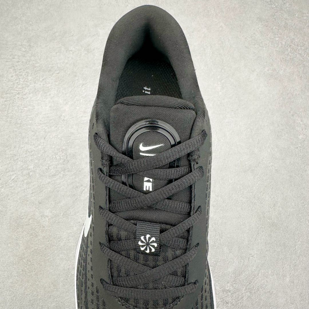 Nike Sneakers-112