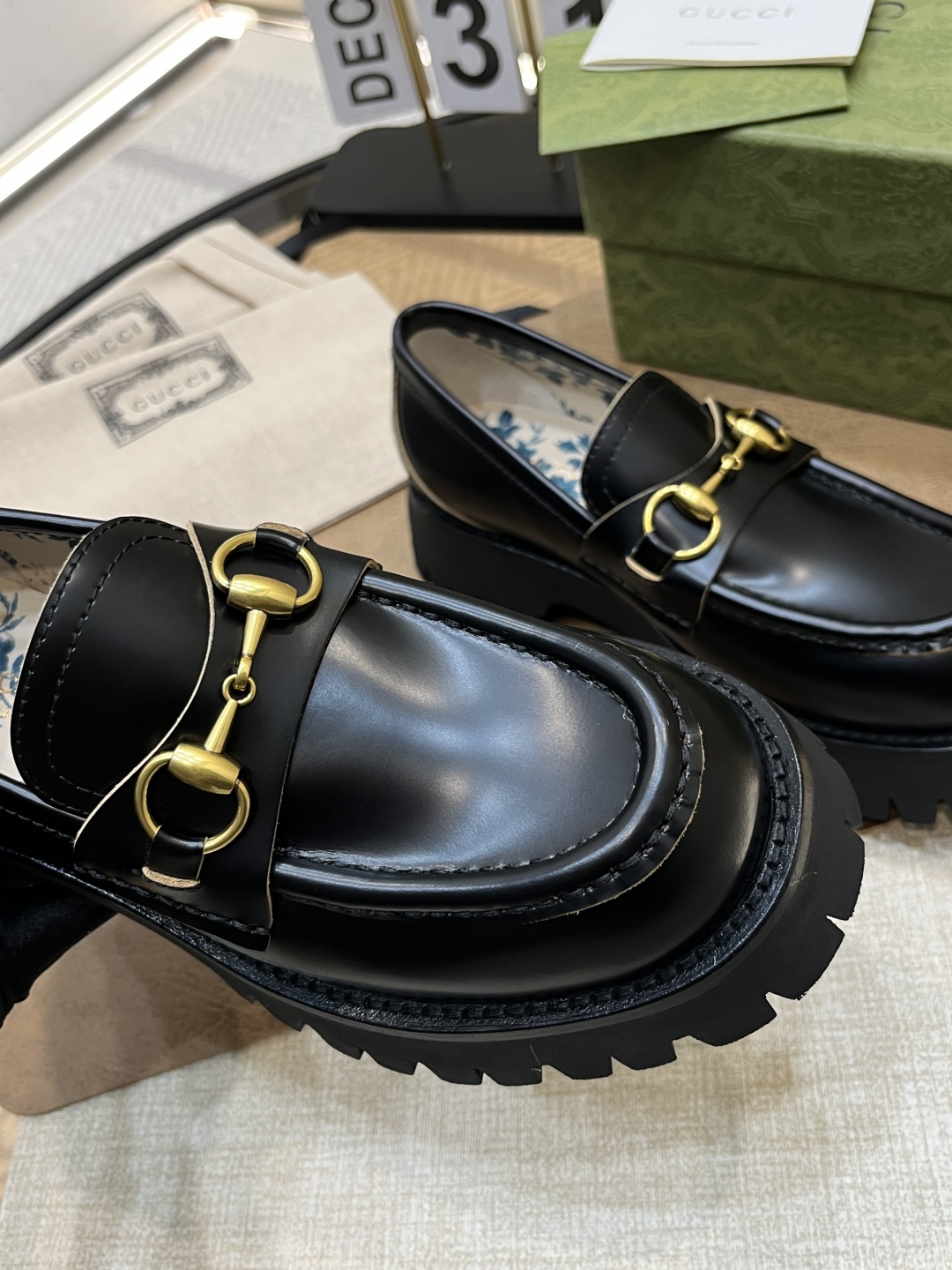 Gucci women's leather shoes-77
