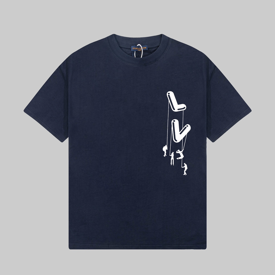 LV clothing-147