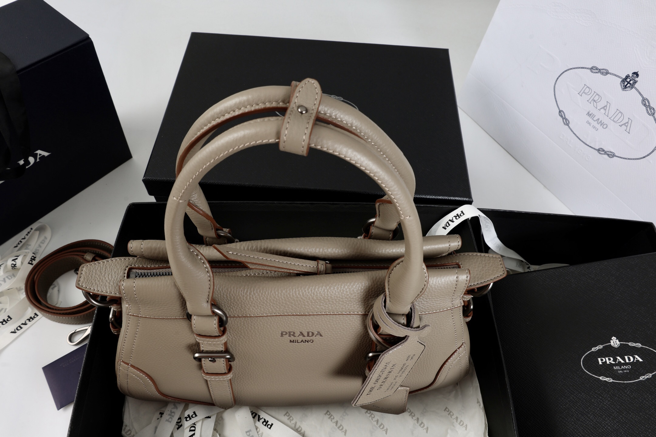Prada bag-118