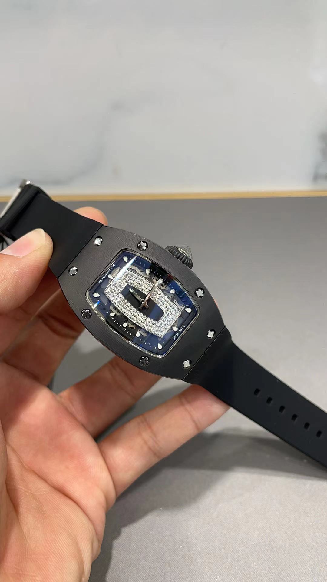 Watch 7