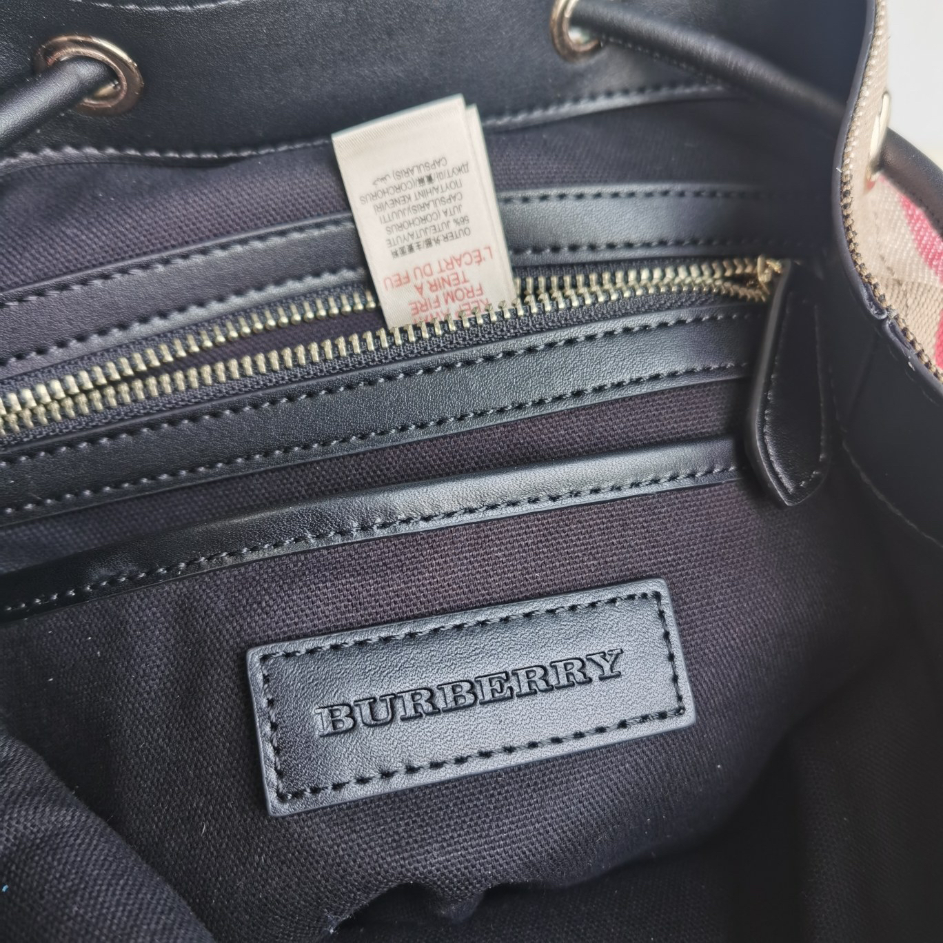 Burberry bag-123