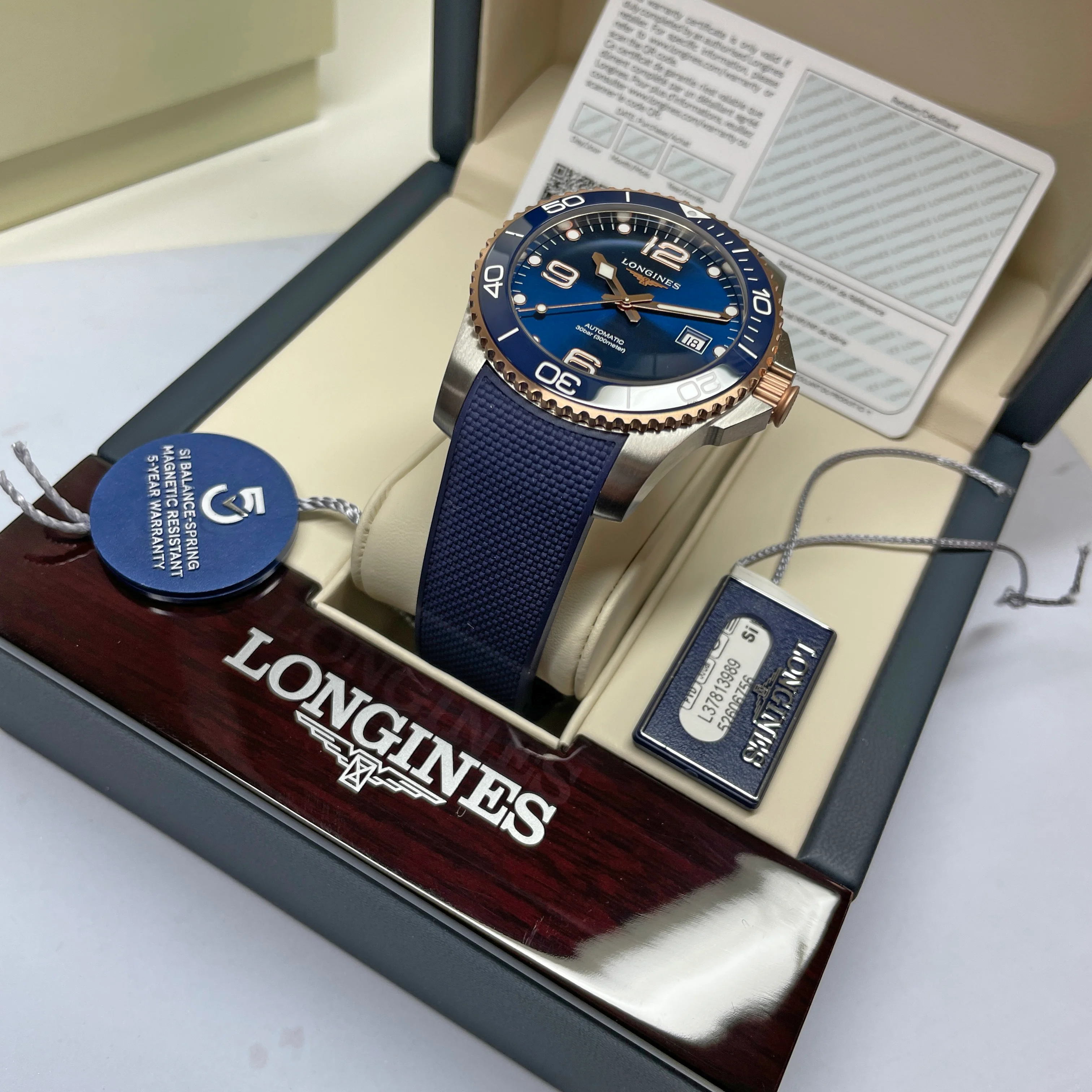 Hydroconquest 41MM Automatic Blue Ceramic Rose Gold Watch L37813989