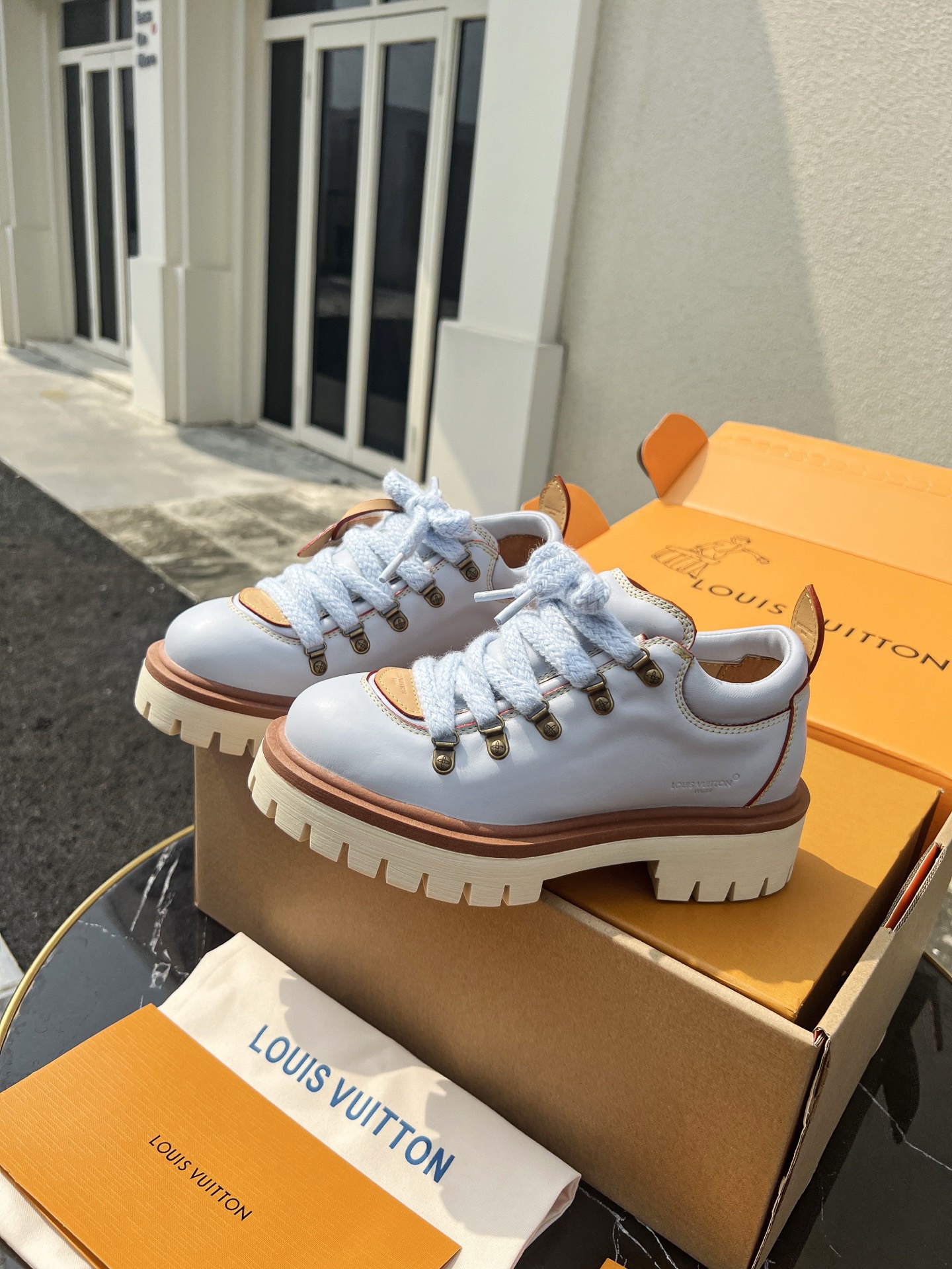 LV women's leather shoes-66