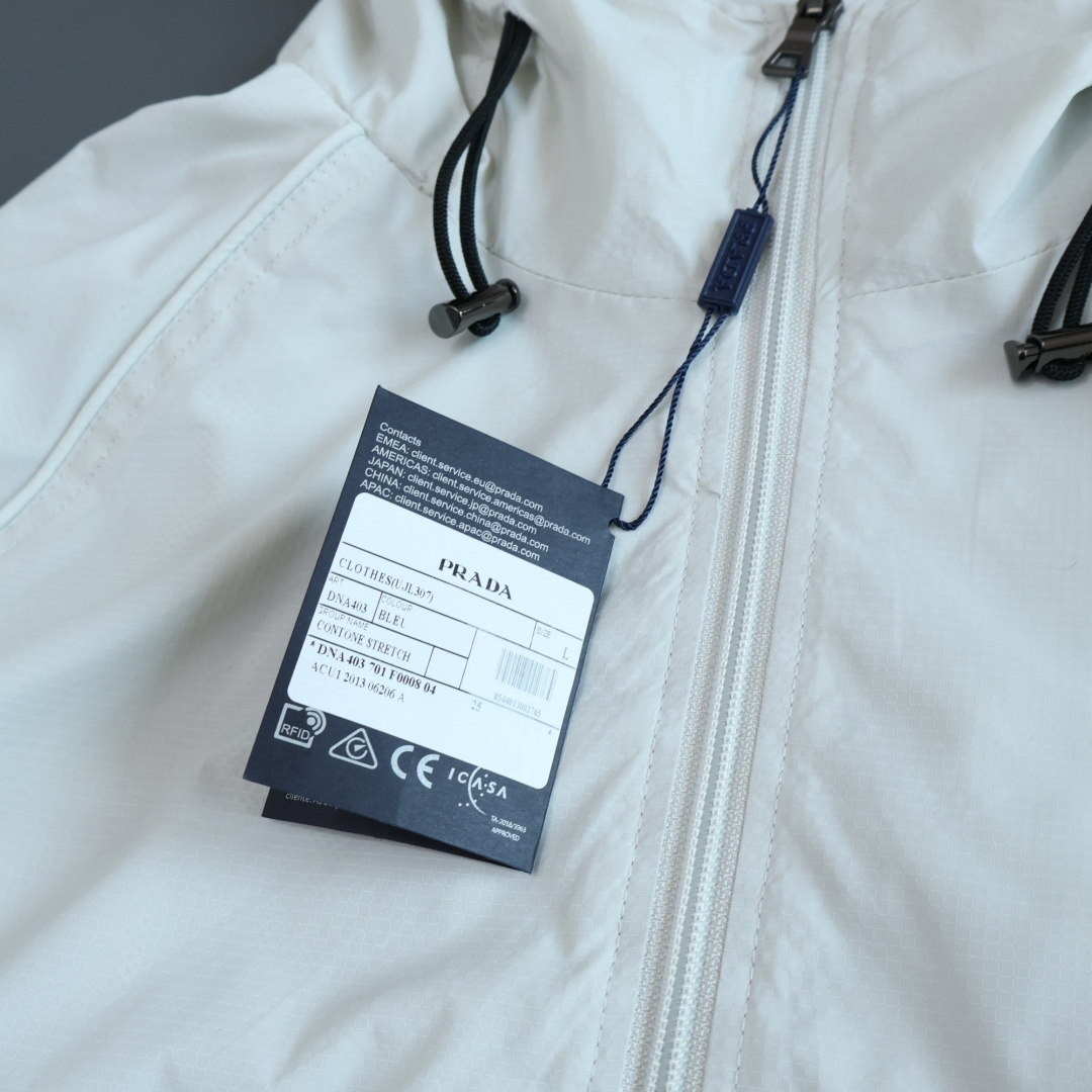 Prada Clothing-328