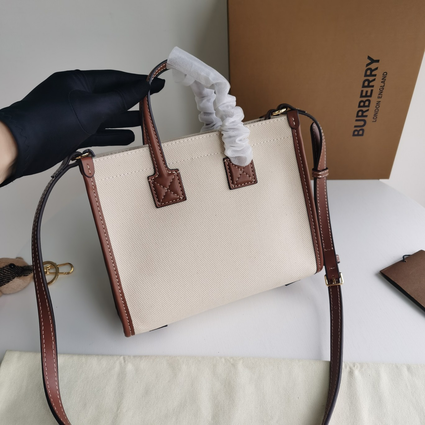 Burberry bag-50