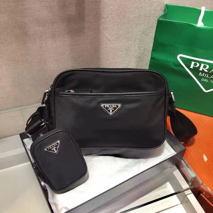 Prada bag-200