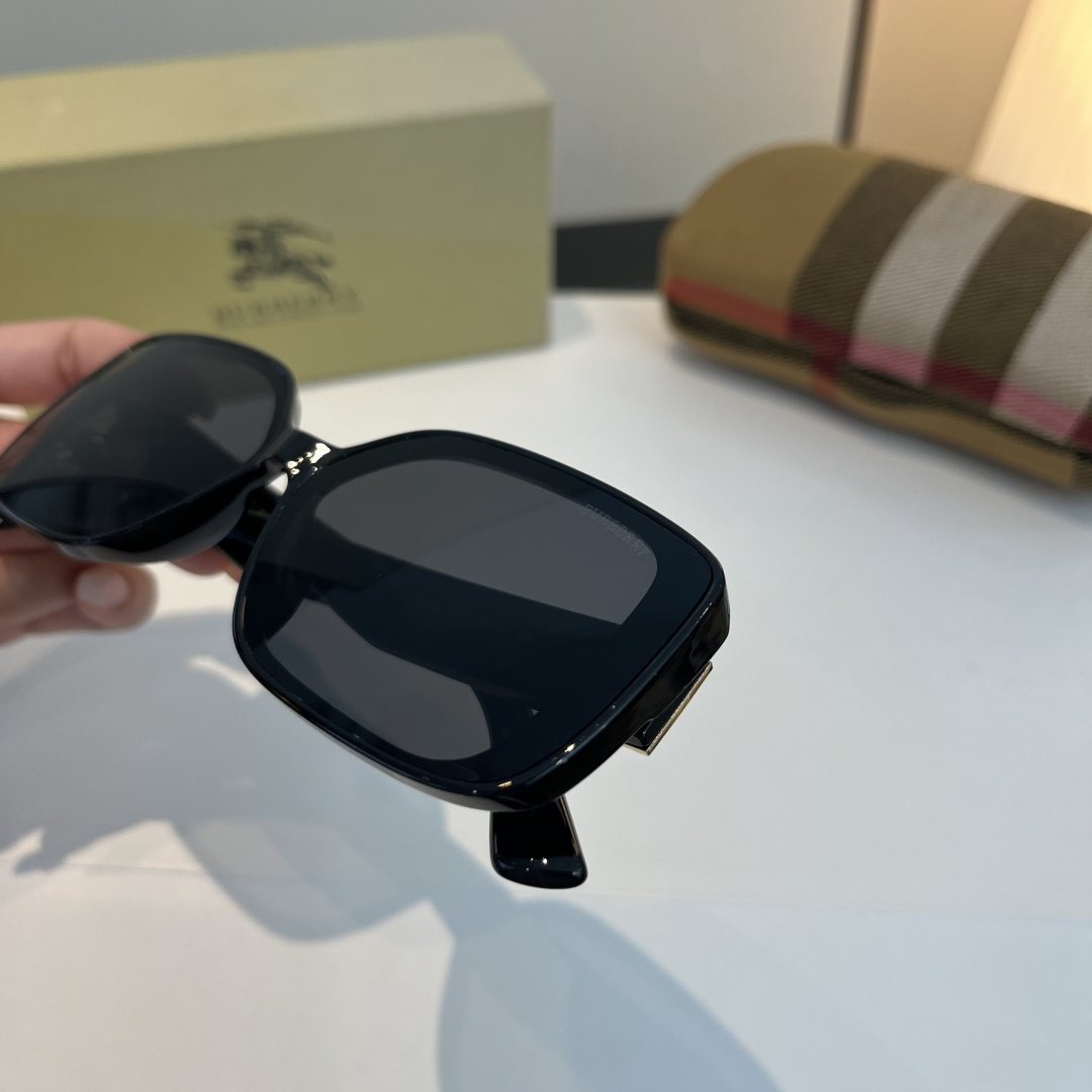 Burberry glasses-44