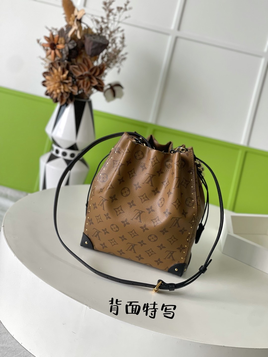 Louis Vuitton bag-2