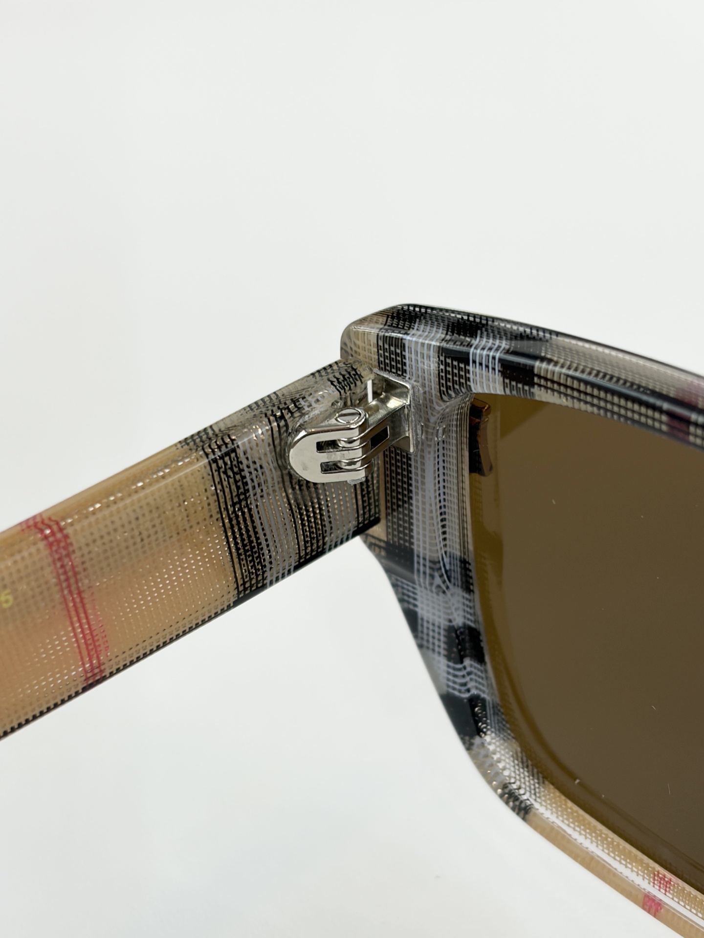 Burberry glasses-47