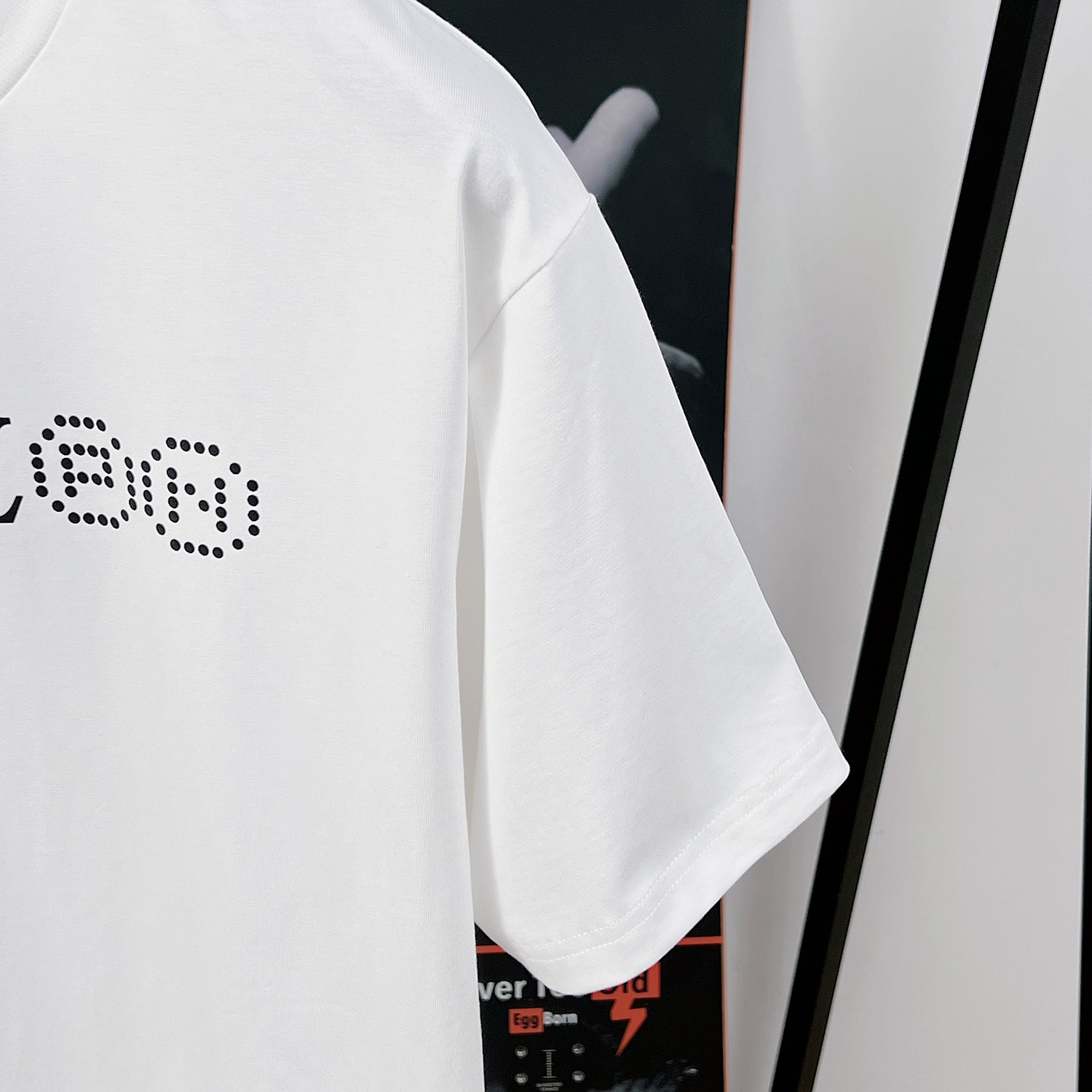 LV clothing-158