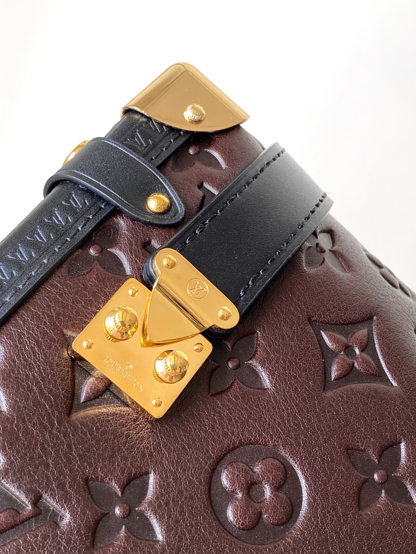 Louis Vuitton bag-173
