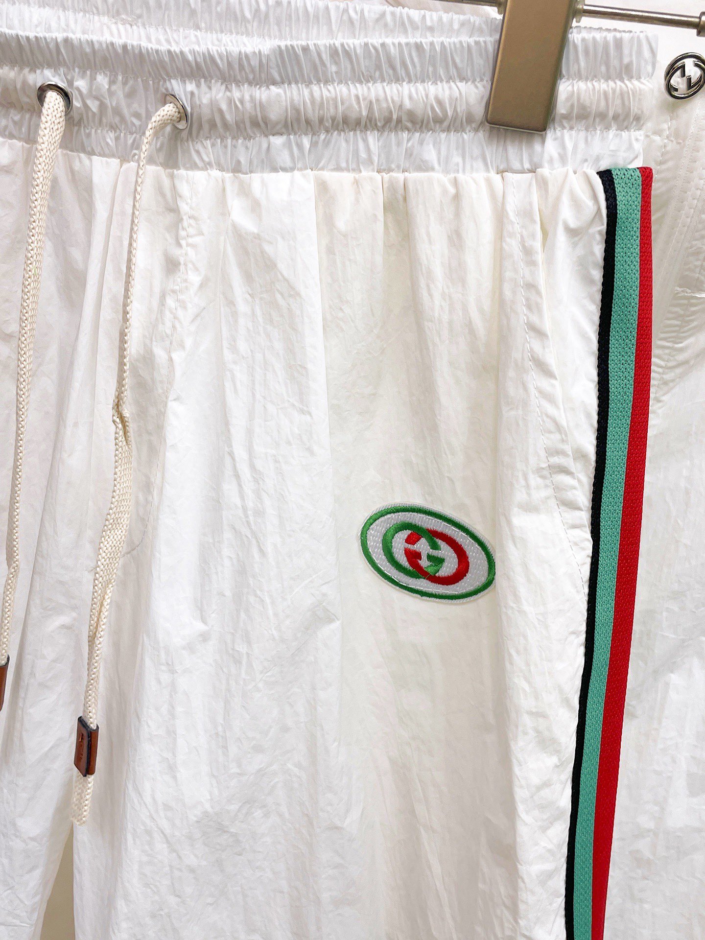 Gucci Clothing-351