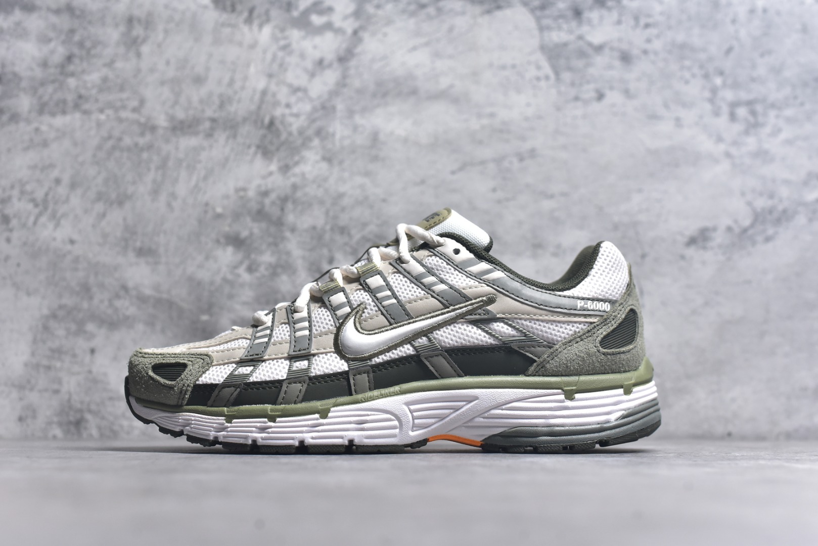 Nike Sneakers-313