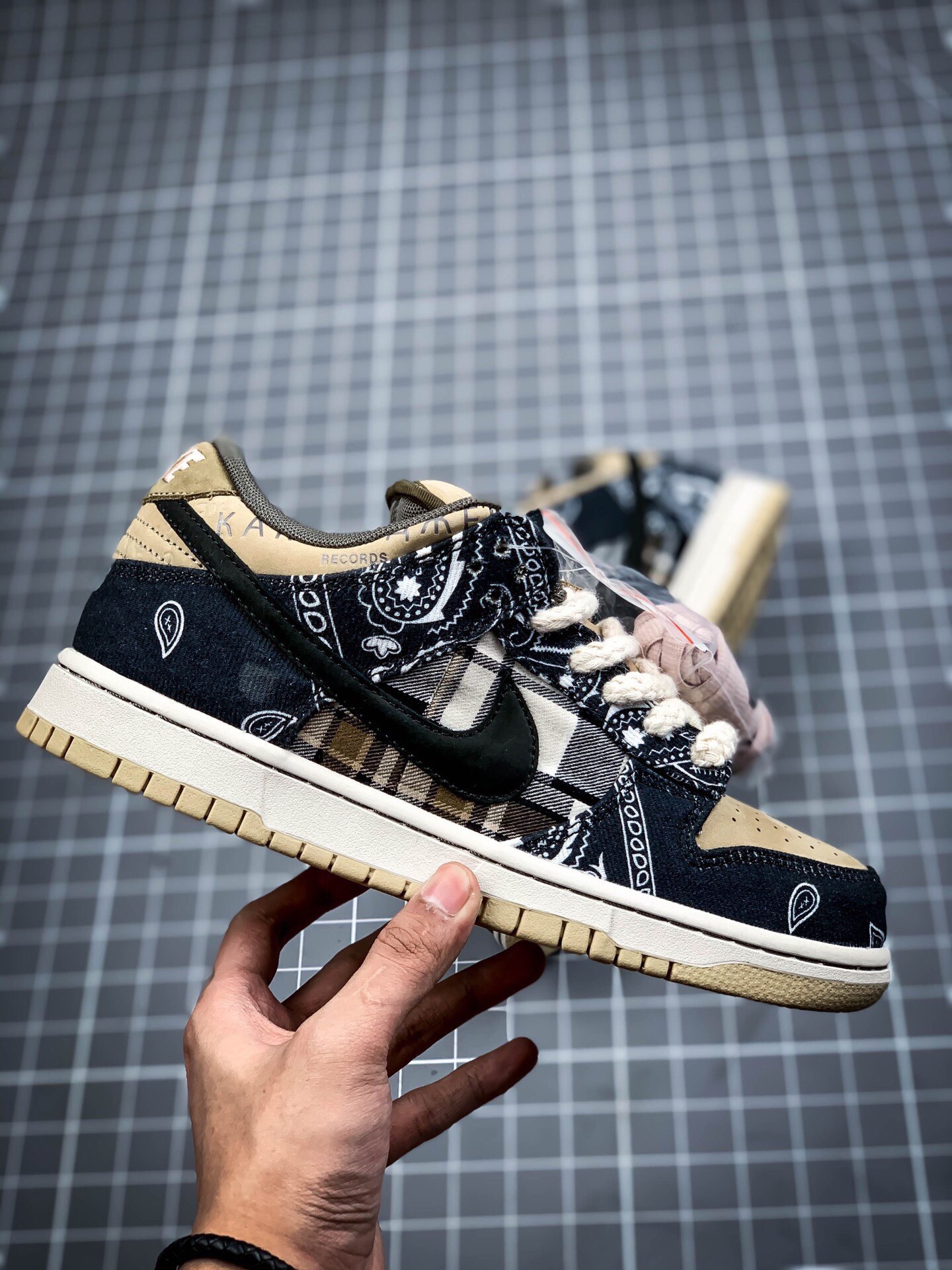 Nike Sneakers-321