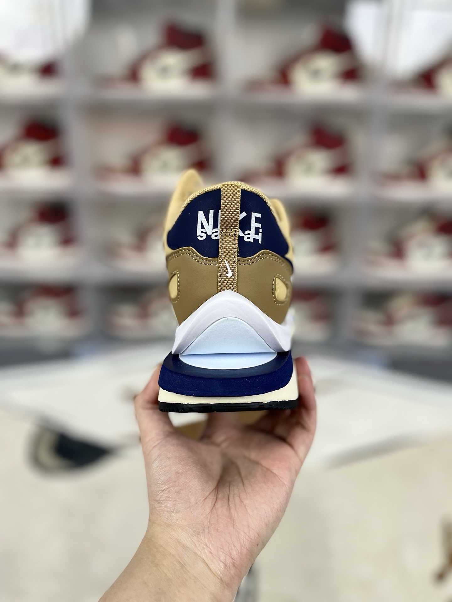 Nike Sneakers-331