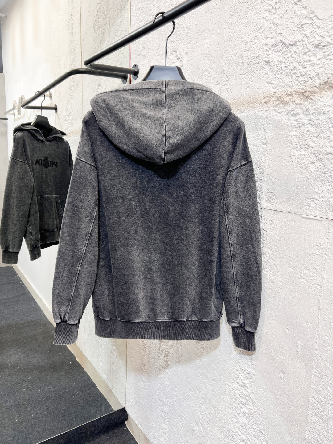 Prada Clothing-117