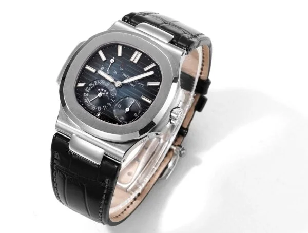 Nautilus 5712G-001 Moon phases. 40 mm,White gold