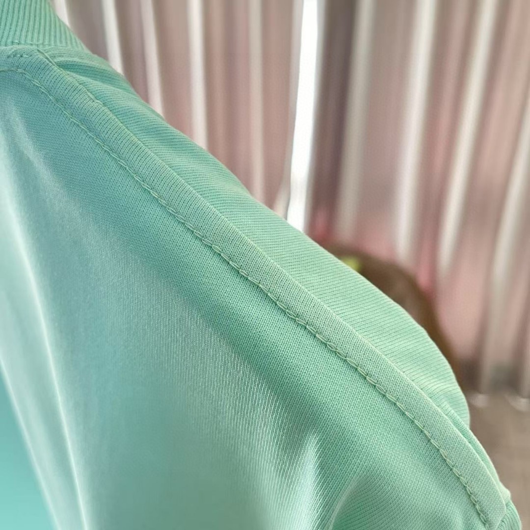 Prada clothing-3