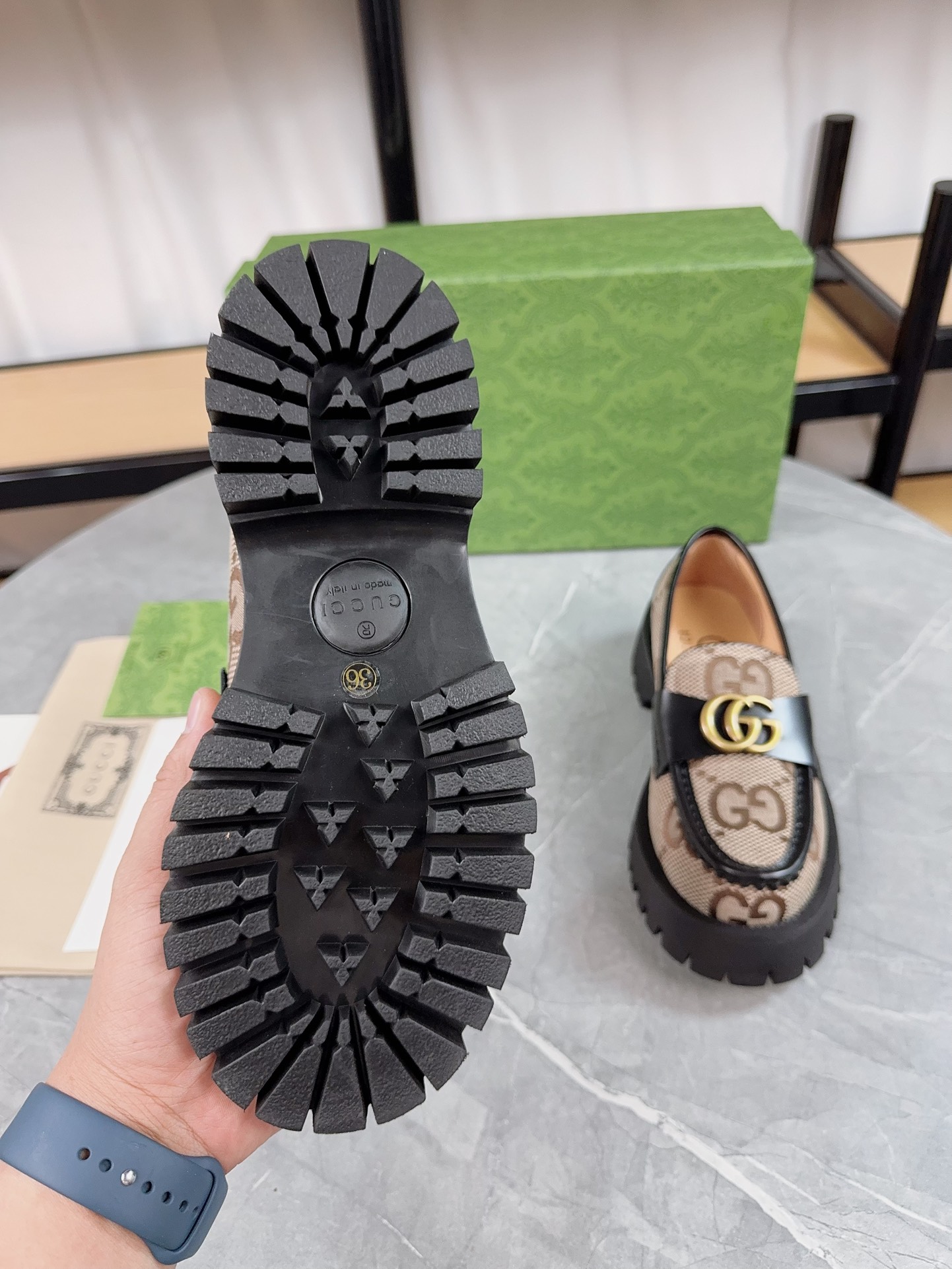 Gucci women's leather shoes-94