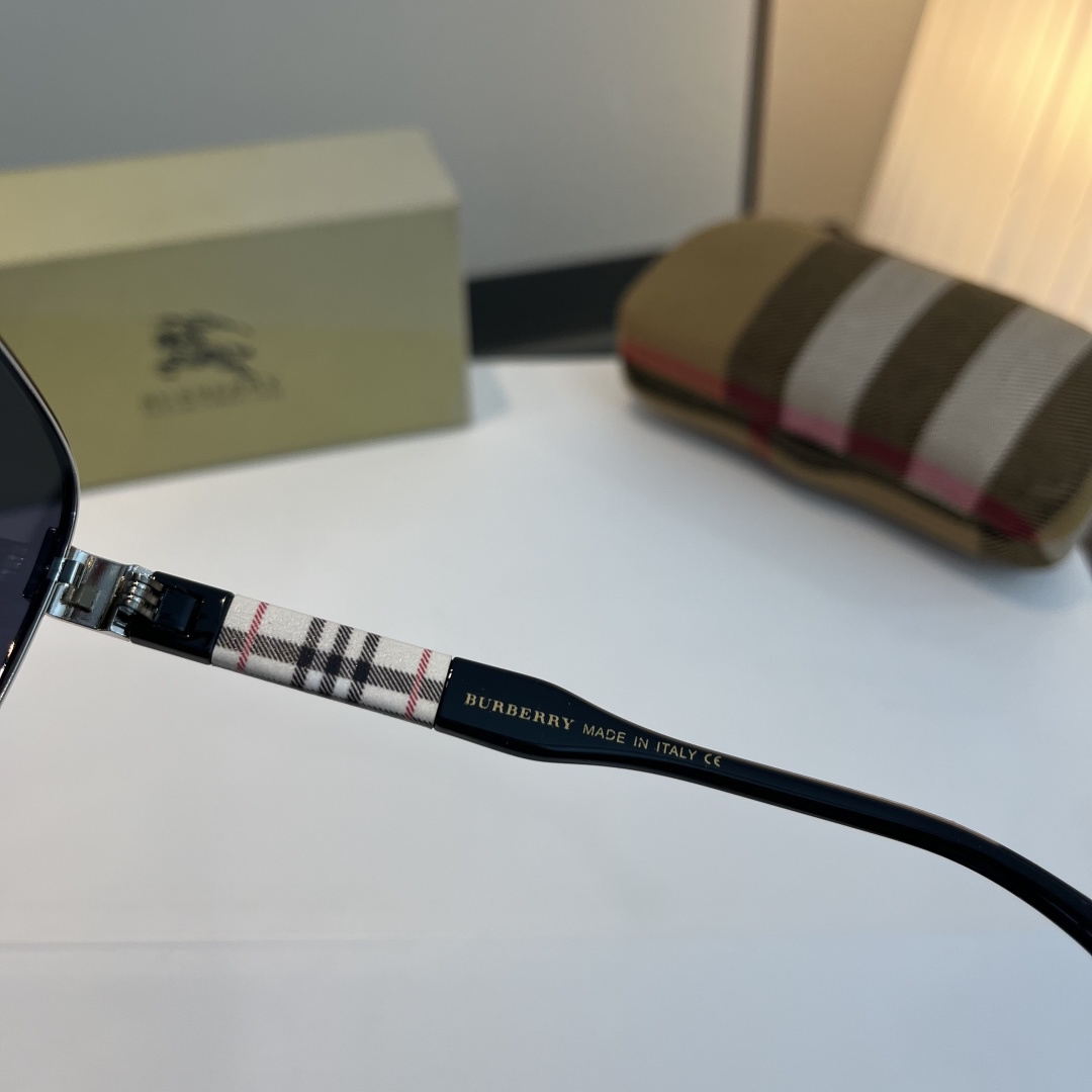Burberry glasses-10