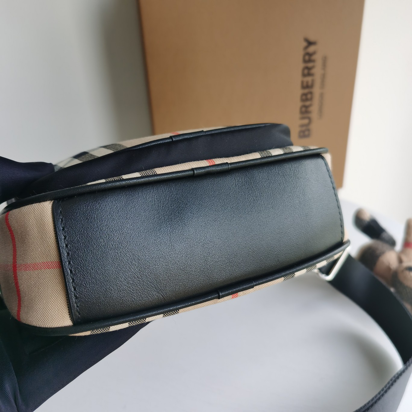 Burberry bag-111