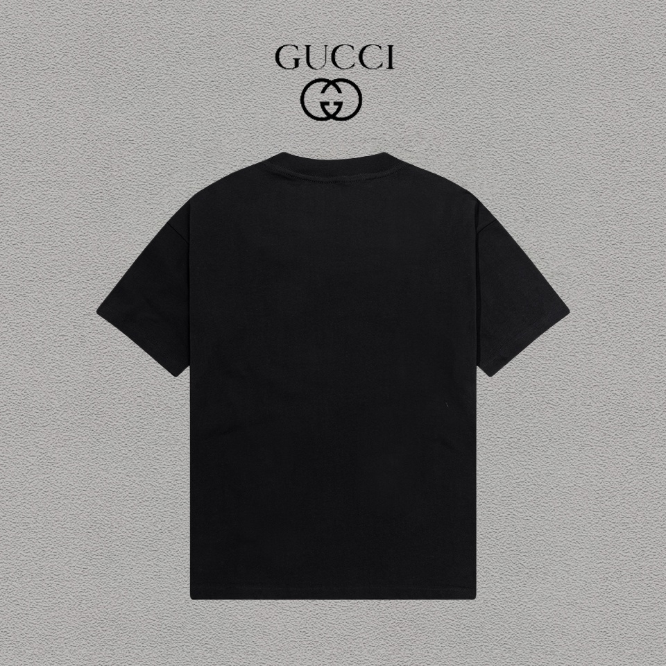 Gucci clothing-223