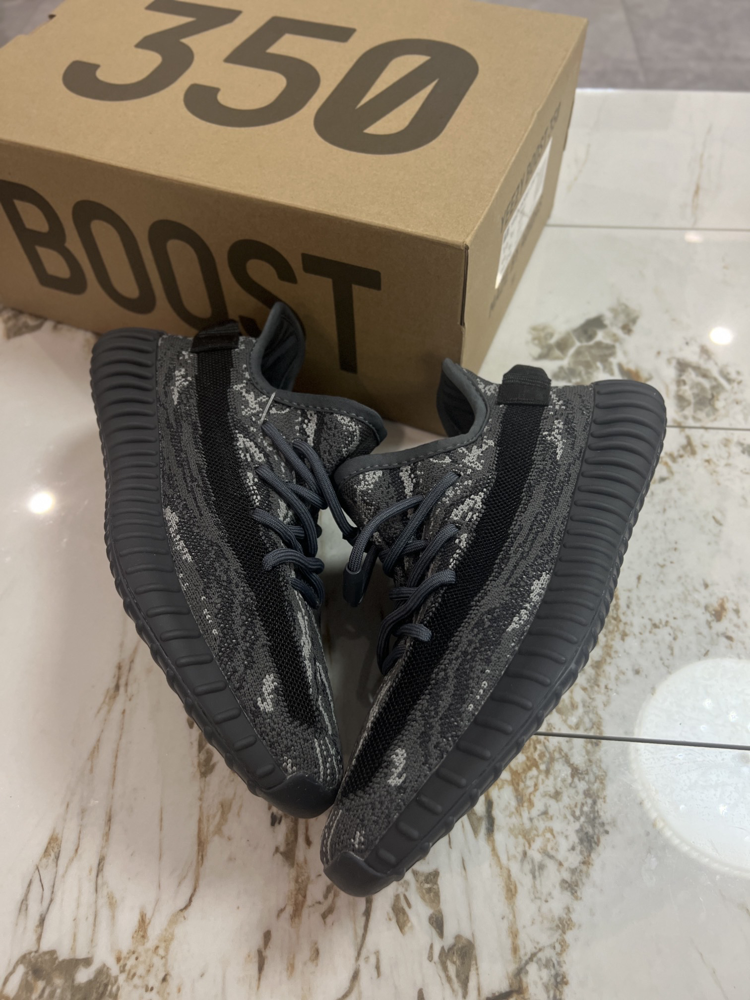 Adidas Sneakers-140