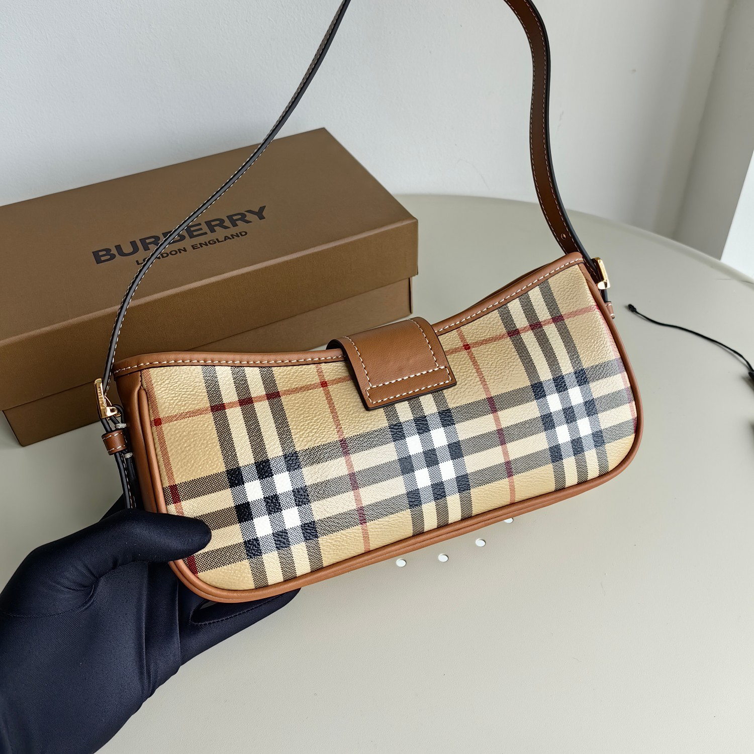 Burberry bag-39