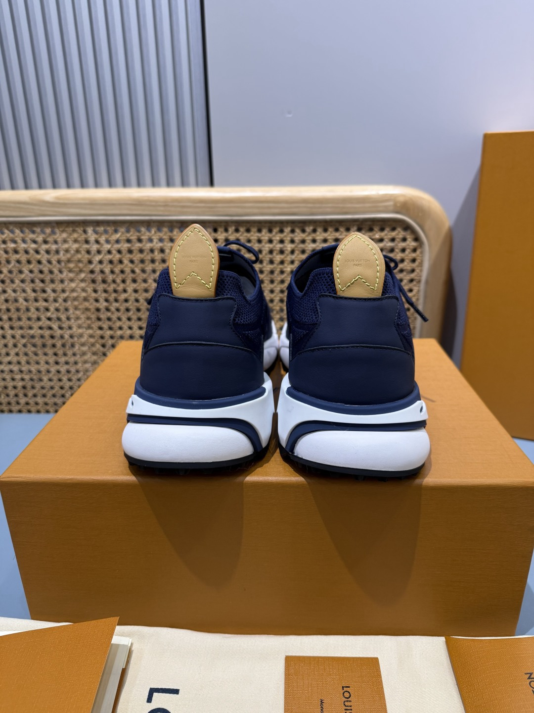 Lv Sneakers-192